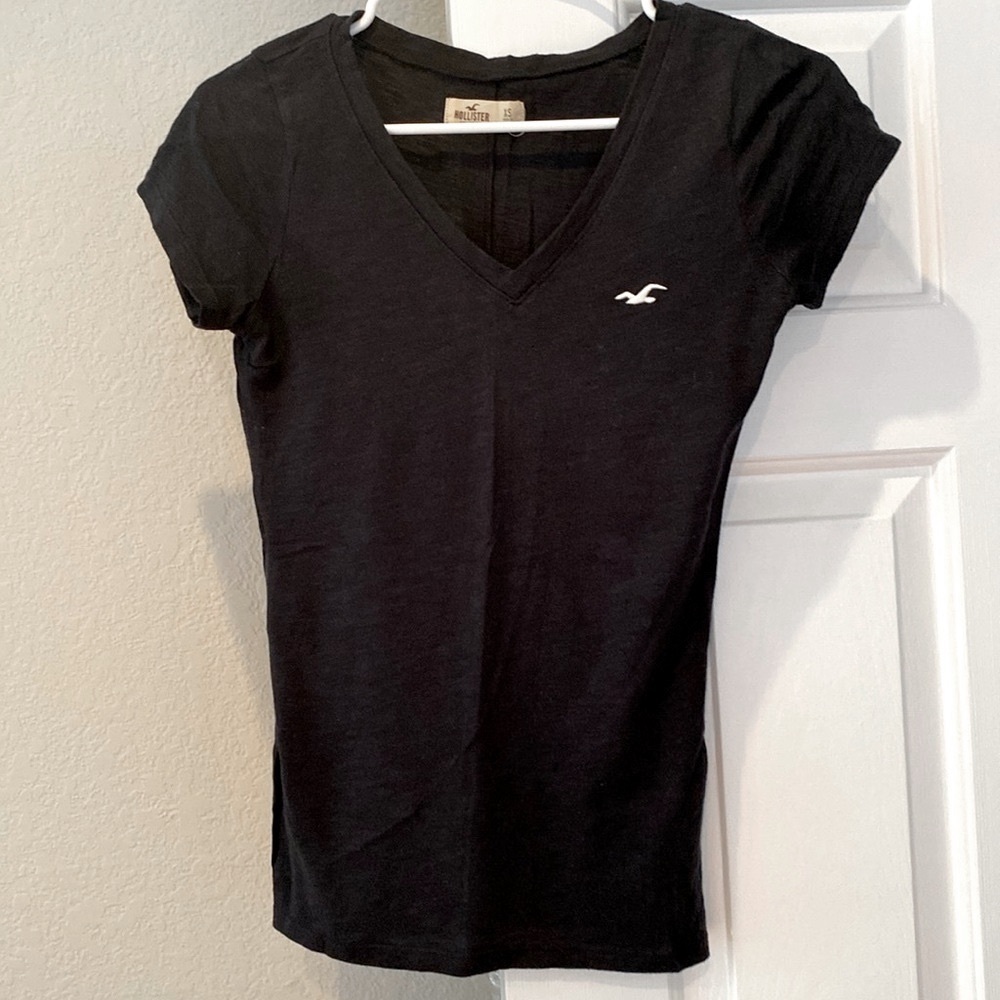 Hollister Black V-Neck Short Sleeve XS